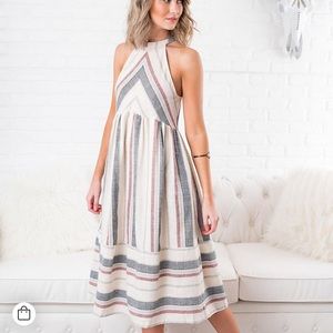 Listicle Midi Dress Size M